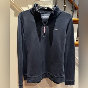 Vineyard Vines women’s Navy Sweatshirt